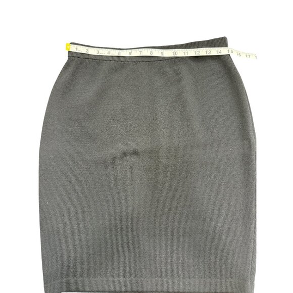 St. John Basics Black Knit Pencil Skirt Santana Knit Womens Size 10 Made In USA - Picture 6 of 6
